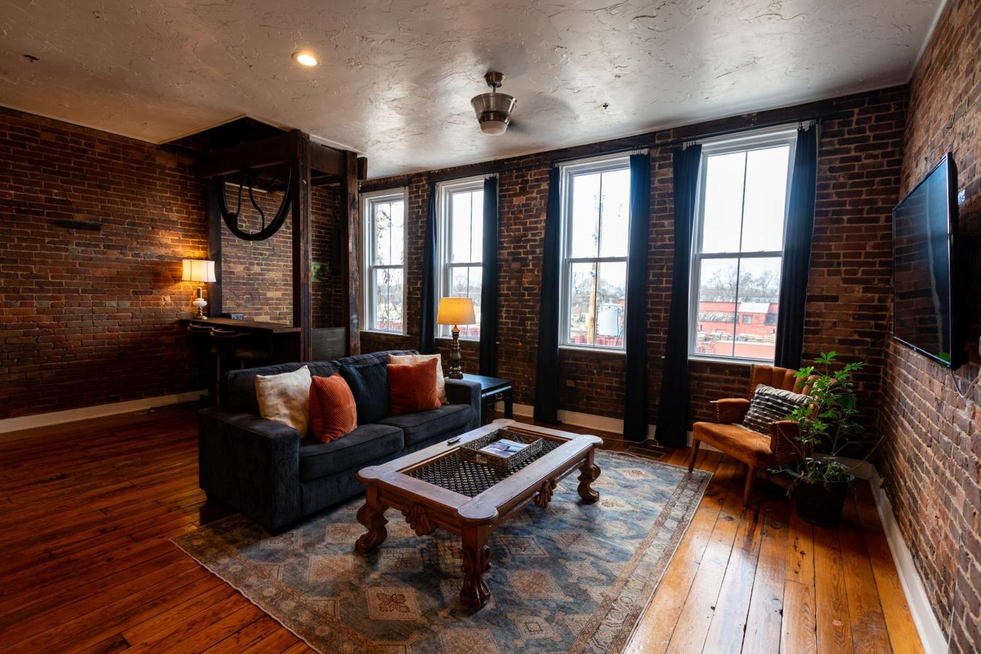The Two Story Loft Apartamento Springfield Exterior foto