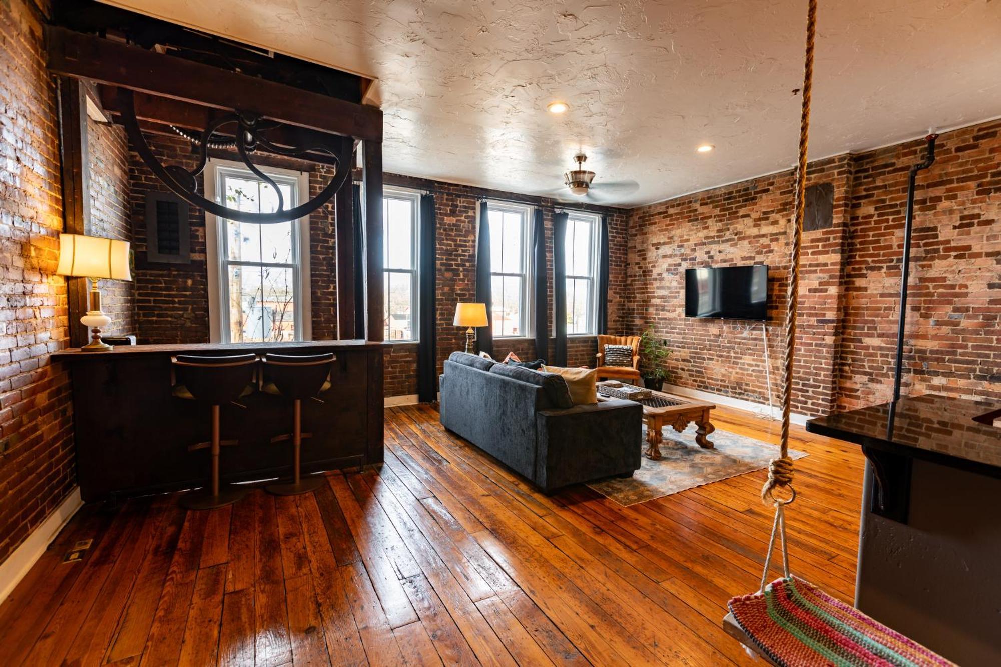 The Two Story Loft Apartamento Springfield Exterior foto